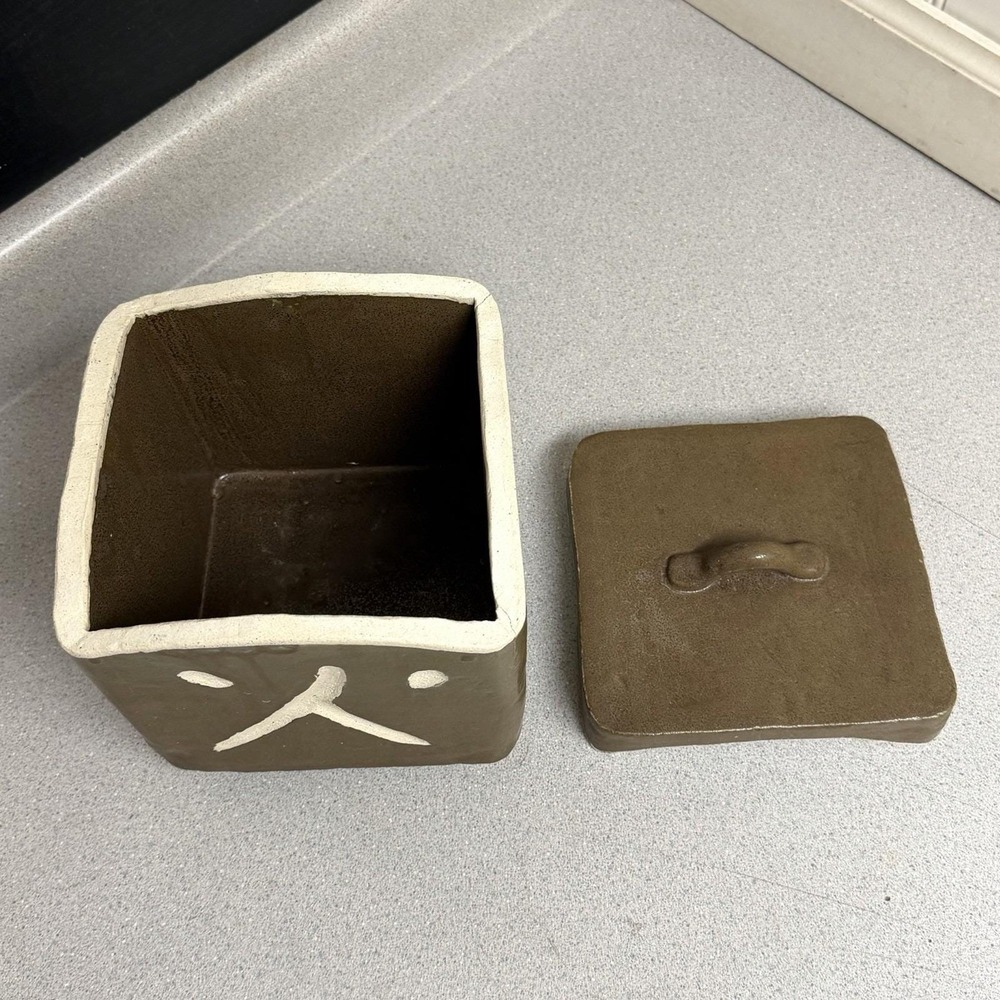 Vintage Handcrafted Japanese Olive Green Square Storage Box Lid Footed 9" Signed - Picture 6 of 12